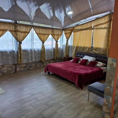 Hostal La Casa De Rodrigo Baeza Eksteriør bilde
